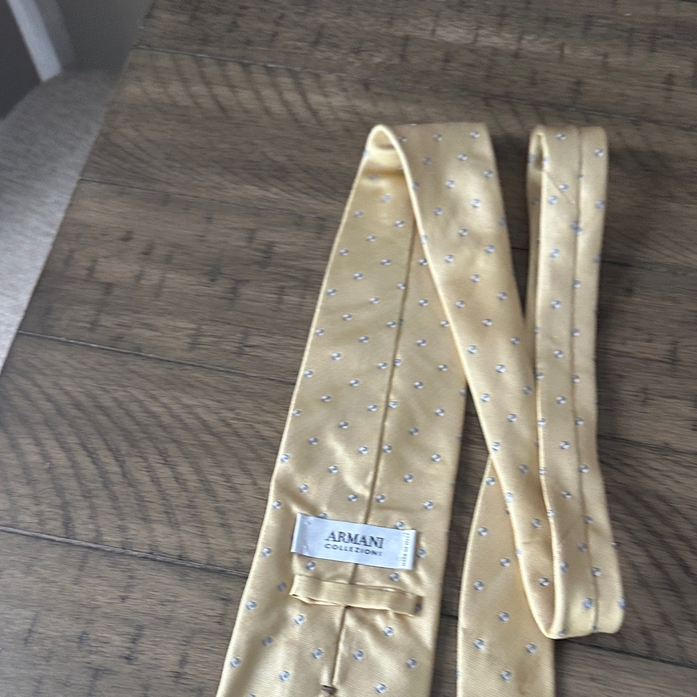 Armani Collezioni Light Yellow Patterned Tie